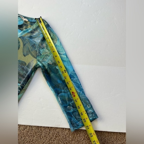 Soft Surroundings 3/4 Sleeve Blue Green Floral Top Size XS - Picture 6 of 7